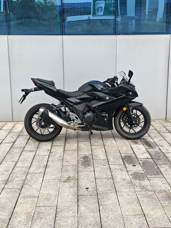 二手豪爵铃木GSX250R