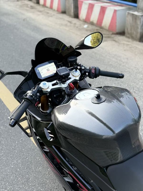 二手张雪机车500RR