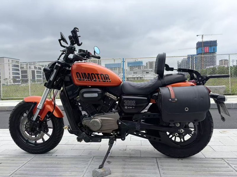 二手QJMOTOR闪300