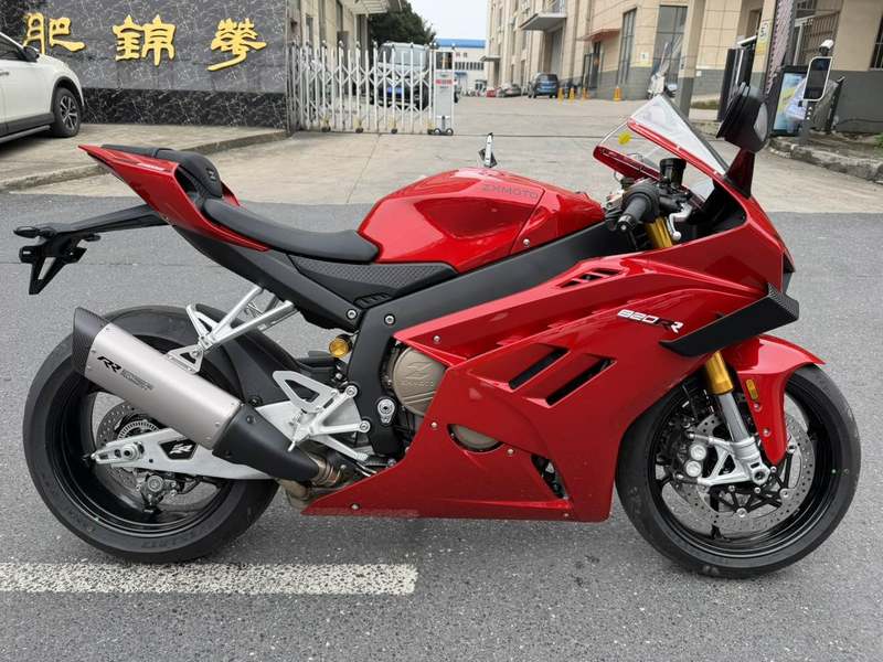 二手张雪机车820RR