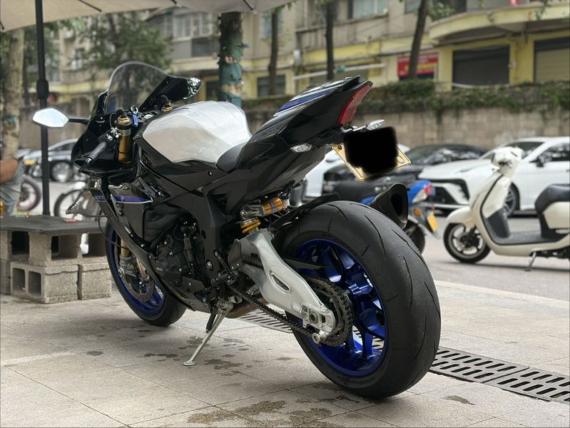 二手雅马哈YZF-R1
