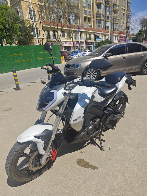二手贝纳利小迅龙 BN150S
