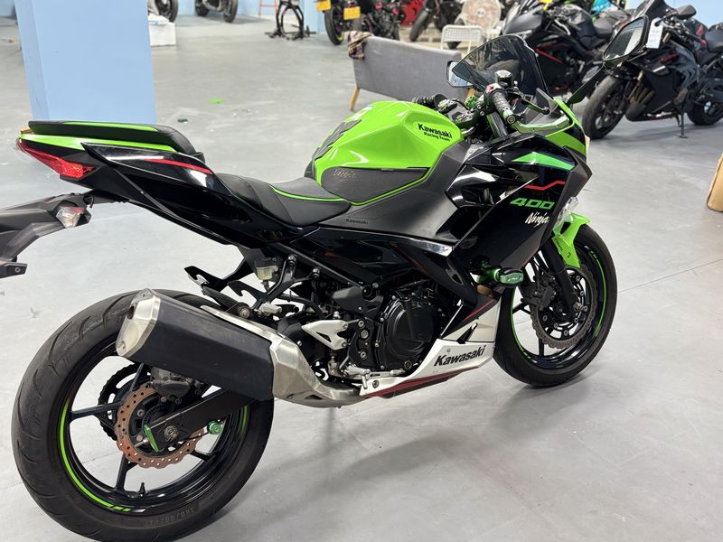 二手川崎Ninja 400