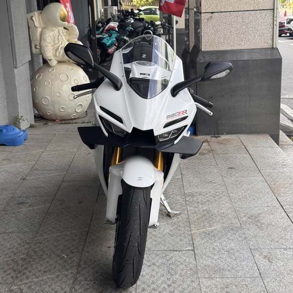 二手张雪机车820RR