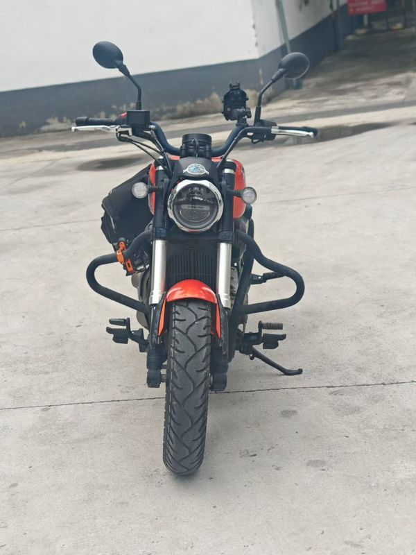 二手QJMOTOR闪300