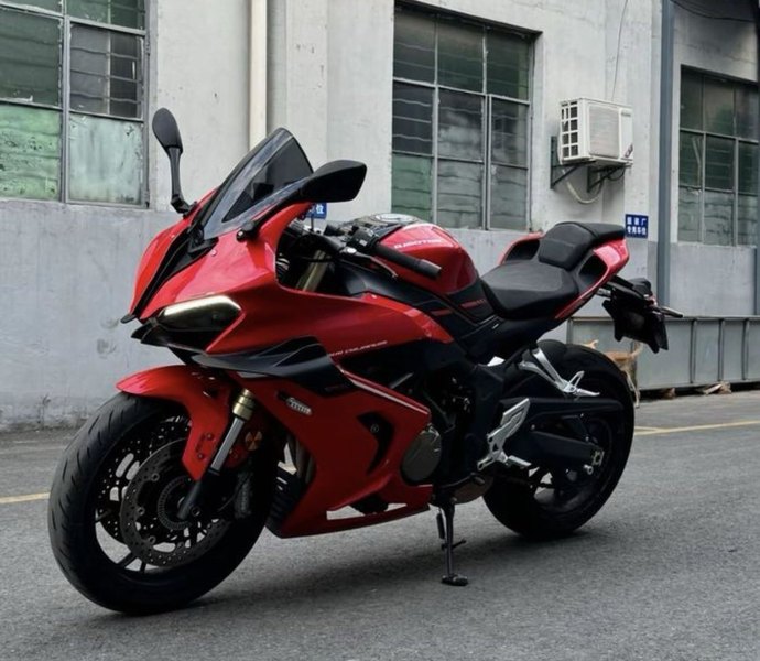 二手QJMOTOR赛800