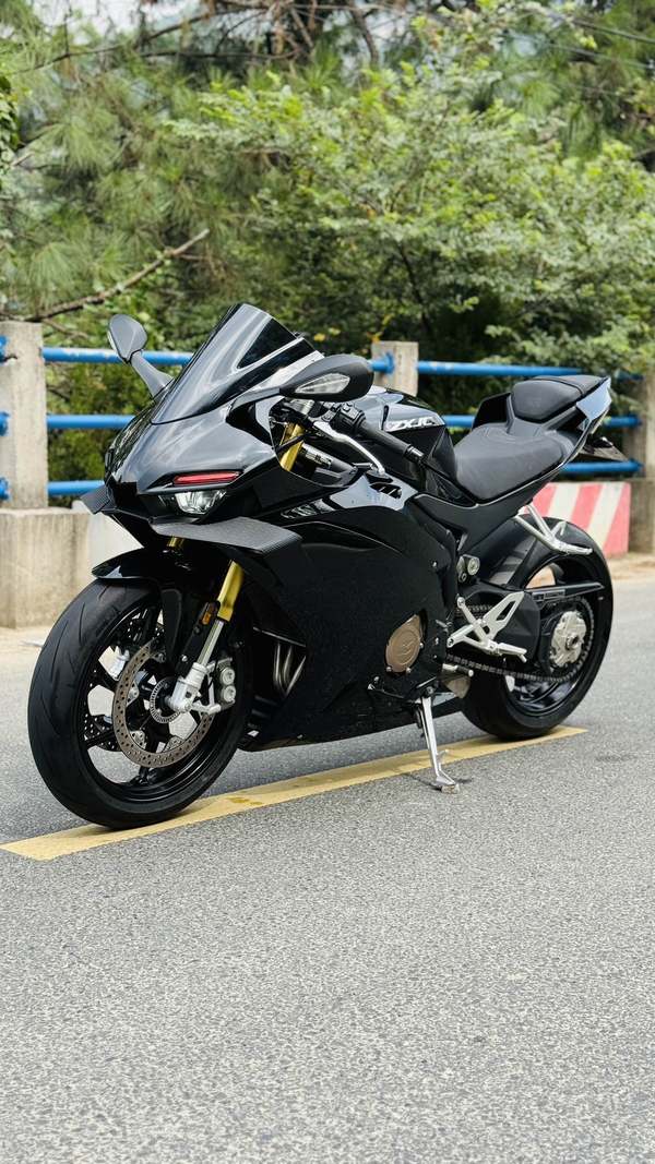 二手张雪机车500RR
