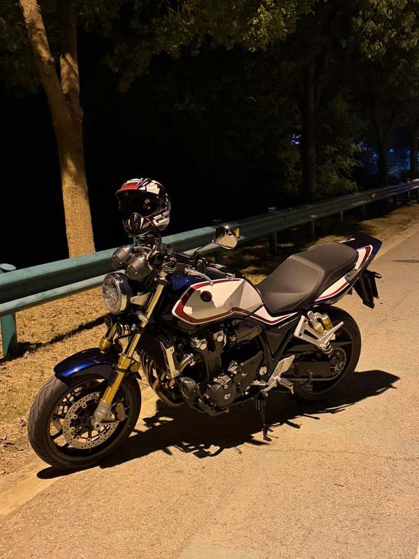 二手本田CB1300 Super Four