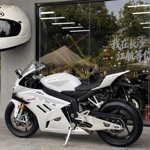 二手张雪机车820RR