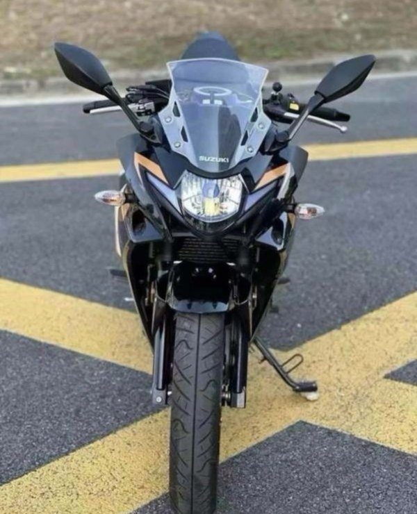 二手豪爵铃木GSX250R