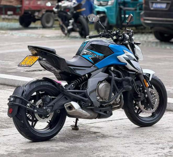 二手春风650NK