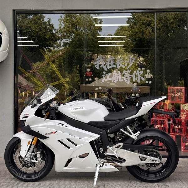 二手张雪机车820RR