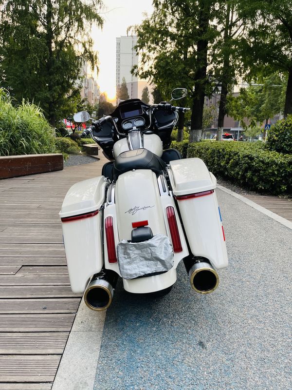 二手哈雷戴维森公路滑翔 Road Glide