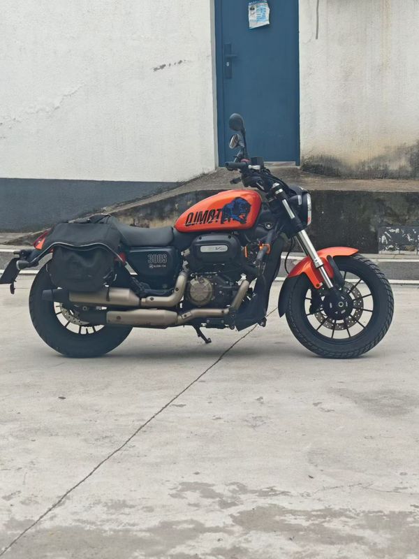 二手QJMOTOR闪300