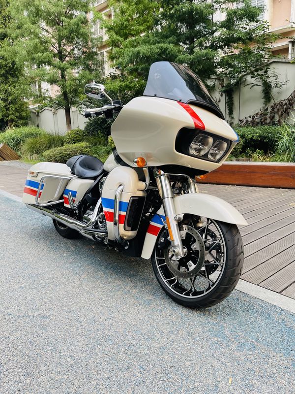 二手哈雷戴维森公路滑翔 Road Glide