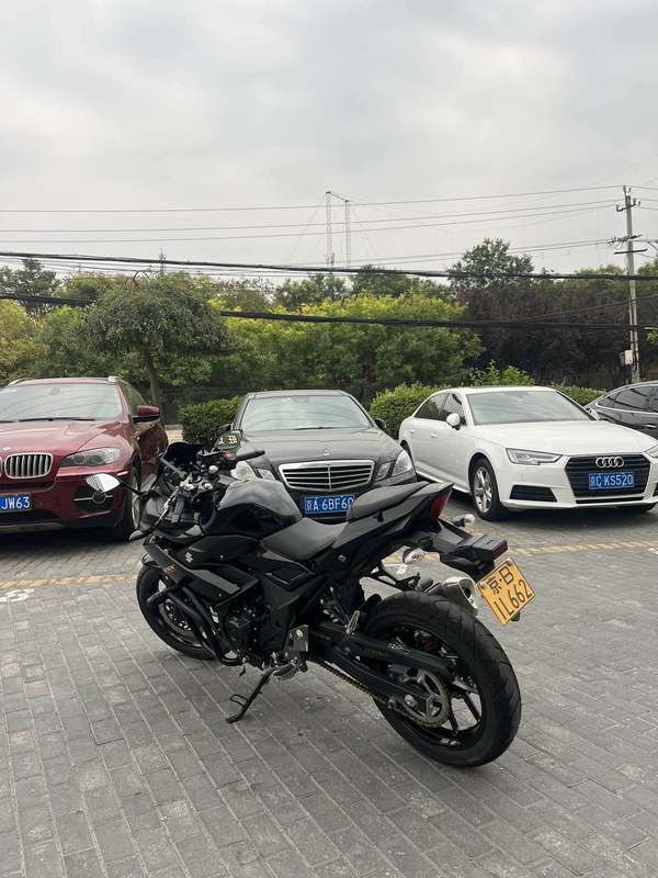 二手豪爵铃木GSX250R