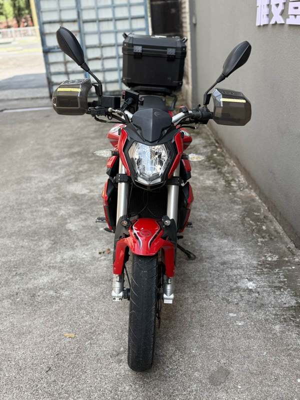 二手贝纳利红宝龙 TNT150i