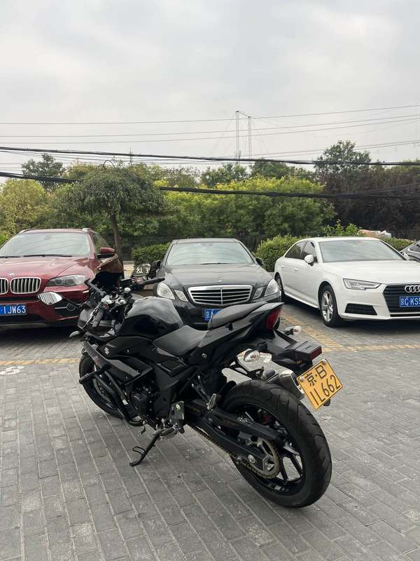 二手豪爵铃木GSX250R