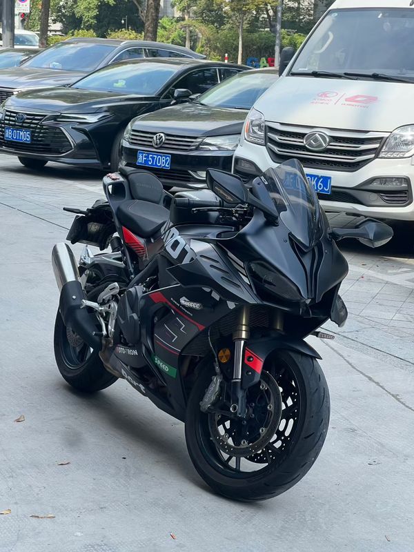 二手QJMOTOR赛800