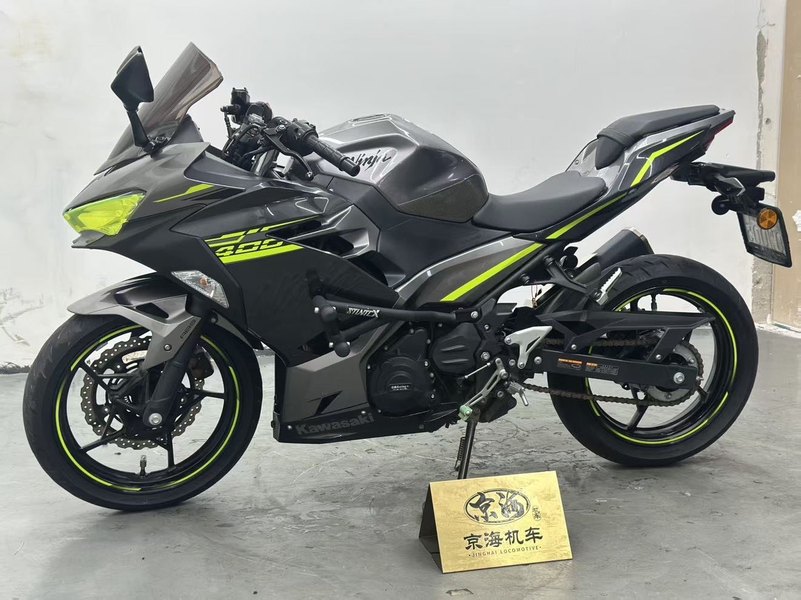 二手川崎Ninja 400