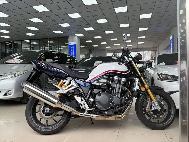 二手本田CB1300 Super Four