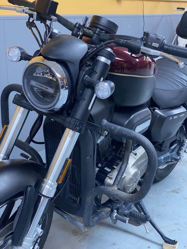 二手QJMOTOR闪300