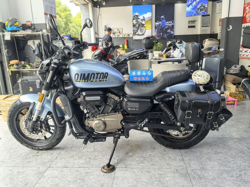 二手QJMOTOR闪300