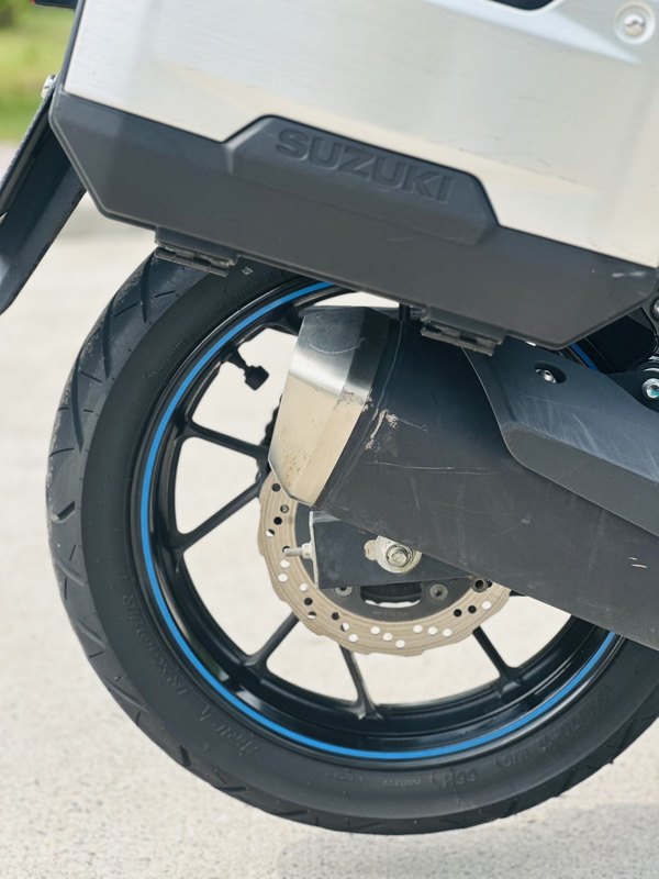 二手豪爵铃木DL250