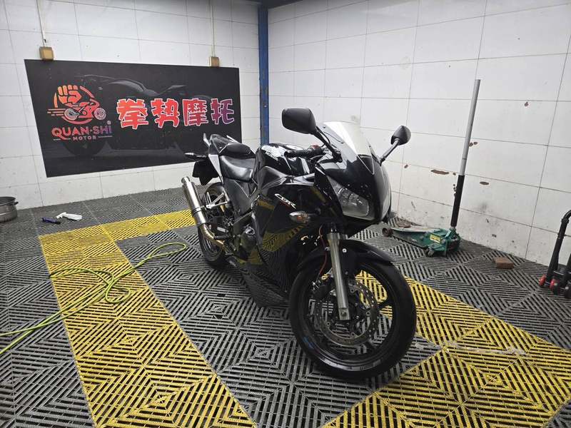 二手本田CBR300R