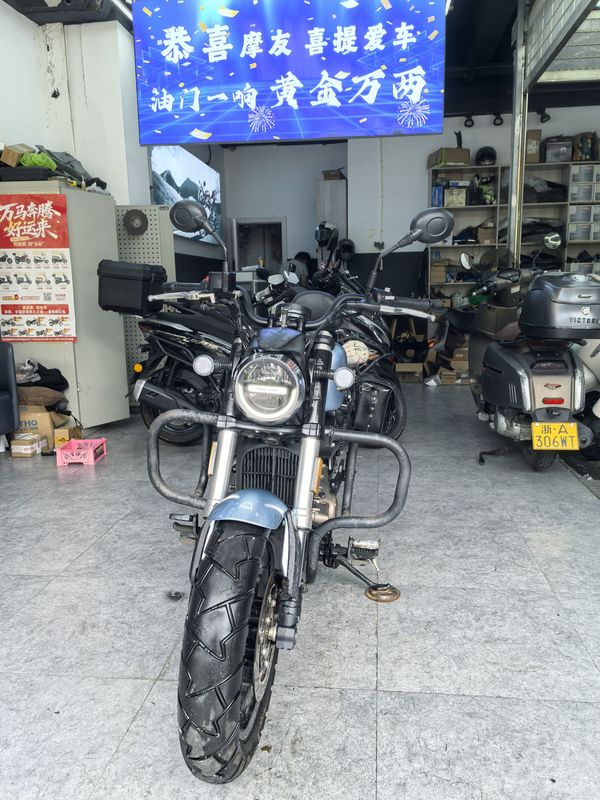 二手QJMOTOR闪300