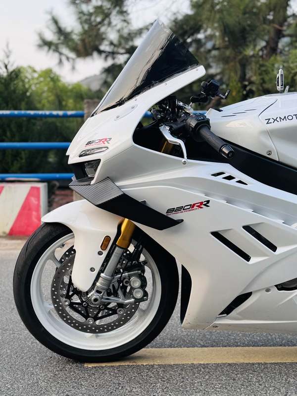 二手张雪机车820RR