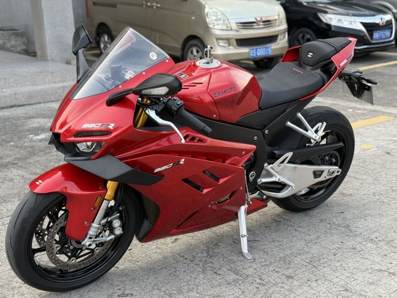 二手张雪机车820RR