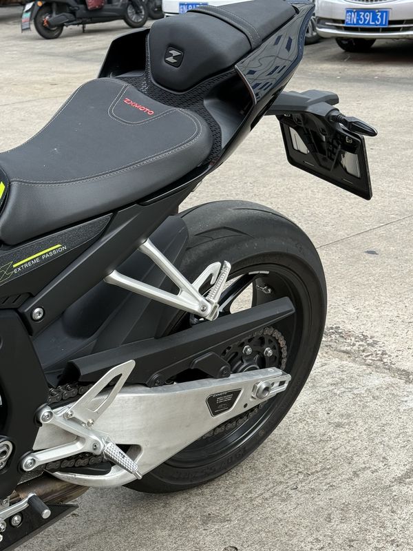 二手张雪机车820RR