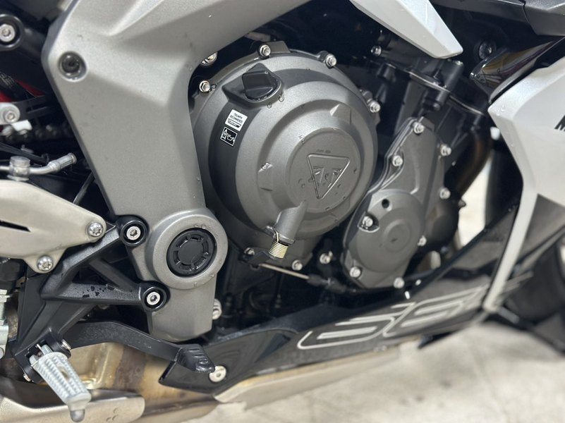 二手凯旋Daytona 660
