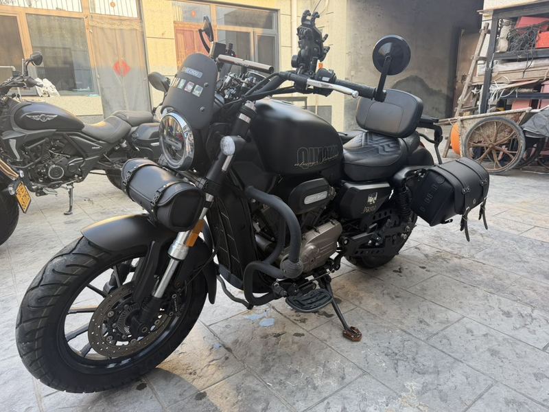 二手QJMOTOR闪300