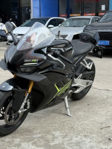 二手张雪机车820RR