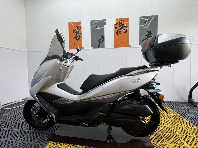 二手豪爵UHR150