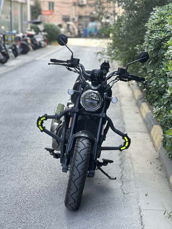 二手QJMOTOR闪300