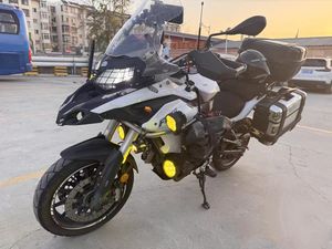 二手贝纳利金鹏 TRK502