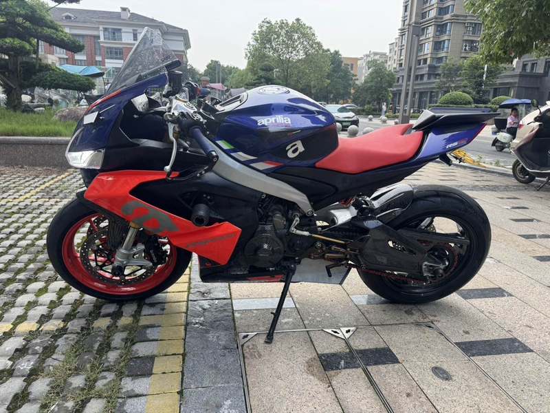 二手阿普利亚RS 660 