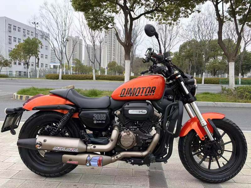 二手QJMOTOR闪300