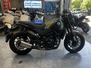 二手贝纳利幼狮 Leoncino 500