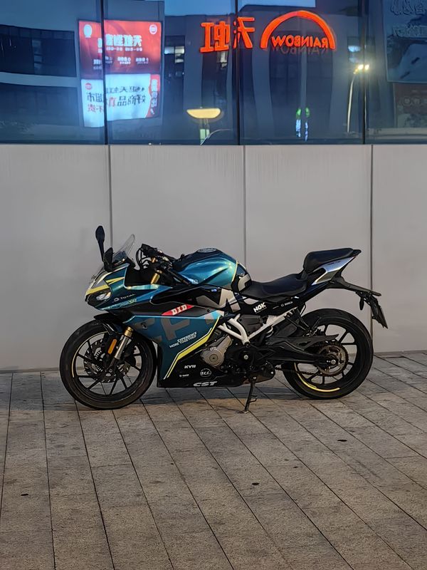 二手春风250SR
