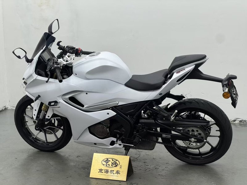 二手QJMOTOR赛250