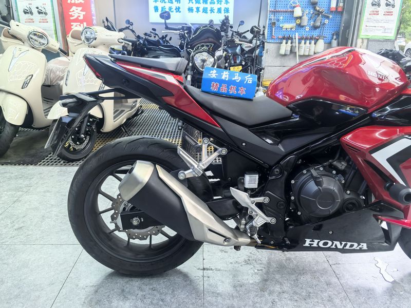 二手本田CBR400R