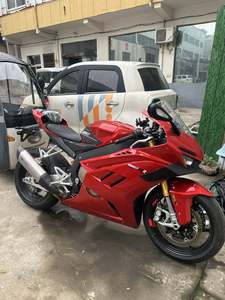 二手张雪机车820RR