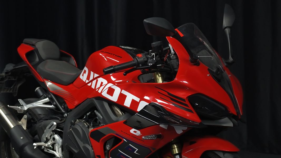 二手QJMOTOR赛800