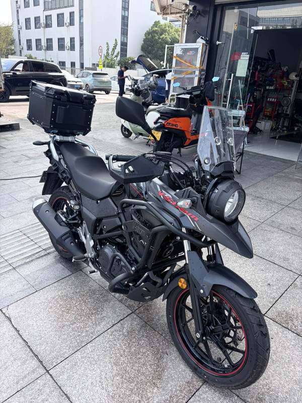 二手豪爵铃木DL250