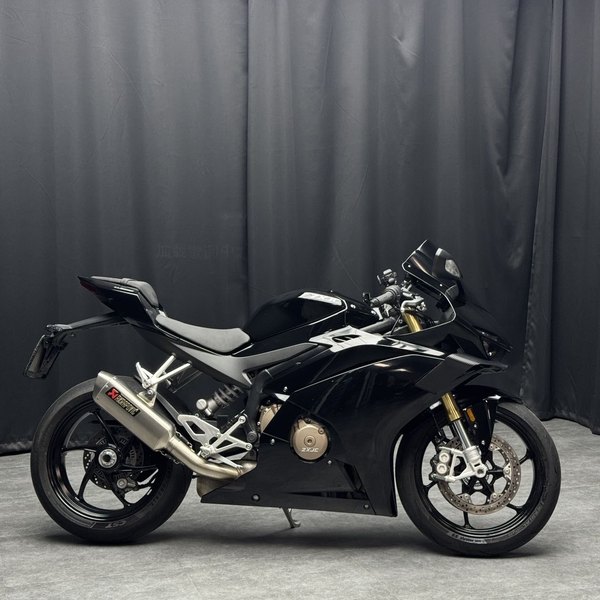 二手张雪机车500RR