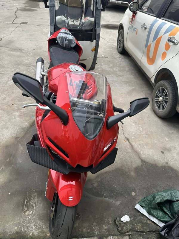 二手张雪机车820RR